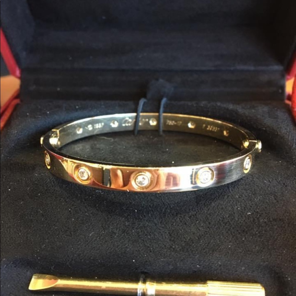 100% authentic Cartier 10 diamond love bracelet